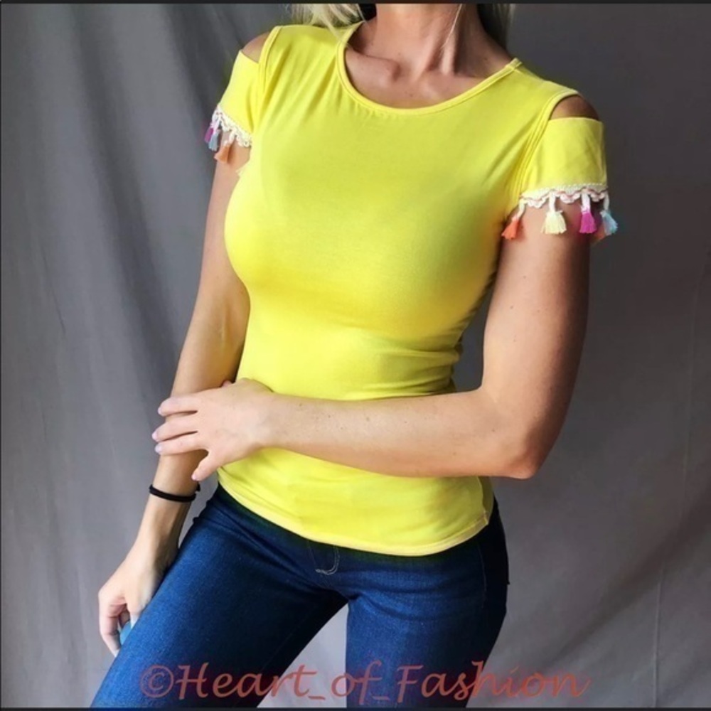 NEW! Shoulder Cutout Tassel Sleeve Stretch Top